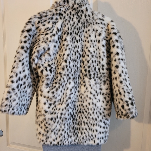 Made in Paris, faux fur Medium 3/4 sleeve jacket - Picture 3 of 6